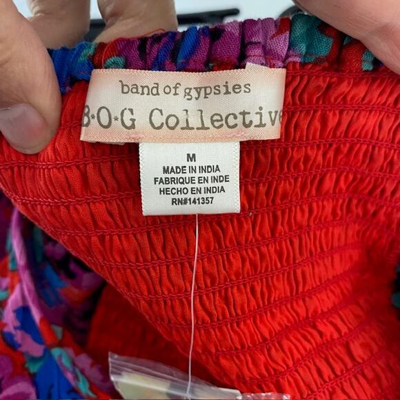 NWT Band of Gypsies Ruffle Side Tie Bright Floral Romper Medium - Picture 7 of 10